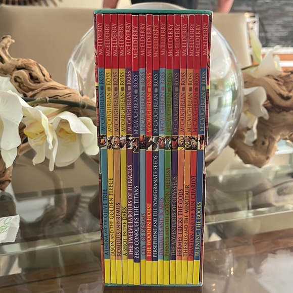 Ancient myths collection, youth collection of 16 books - Picture 2 of 4